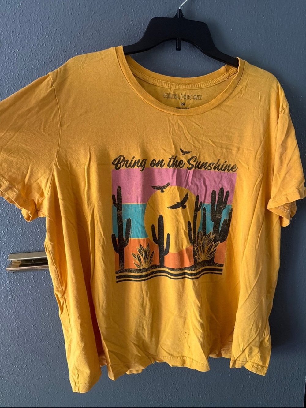 Rebellious One Yellow Graphic 'Bring on the Sunshine' 2x Tee